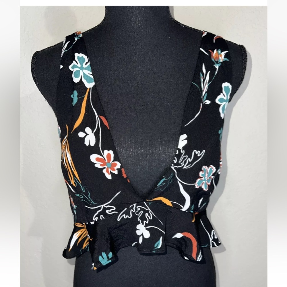 Forever 21 Boho Floral Summer CropTop Size M